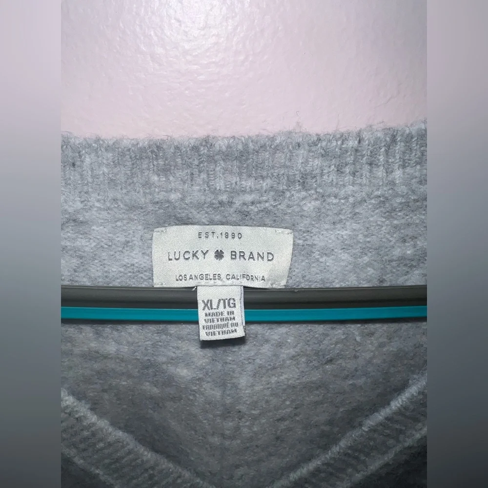 Lucky Brand Heather Gray V-Neck Sweater - Picture 2 of 5